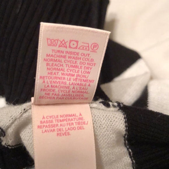 VS color block sweater light weight scoop neck - Picture 6 of 6